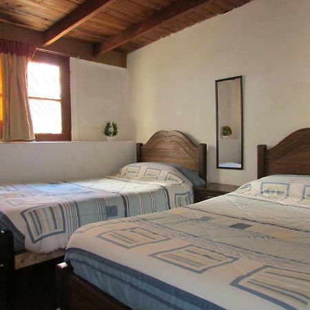Hosteria Banos Morales 산티아고 외부 사진